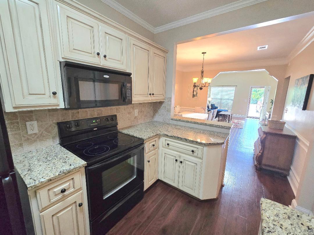 2148 Reserve Lane Augusta, GA 30907 - Photo 7 of 23 Kitchen 4