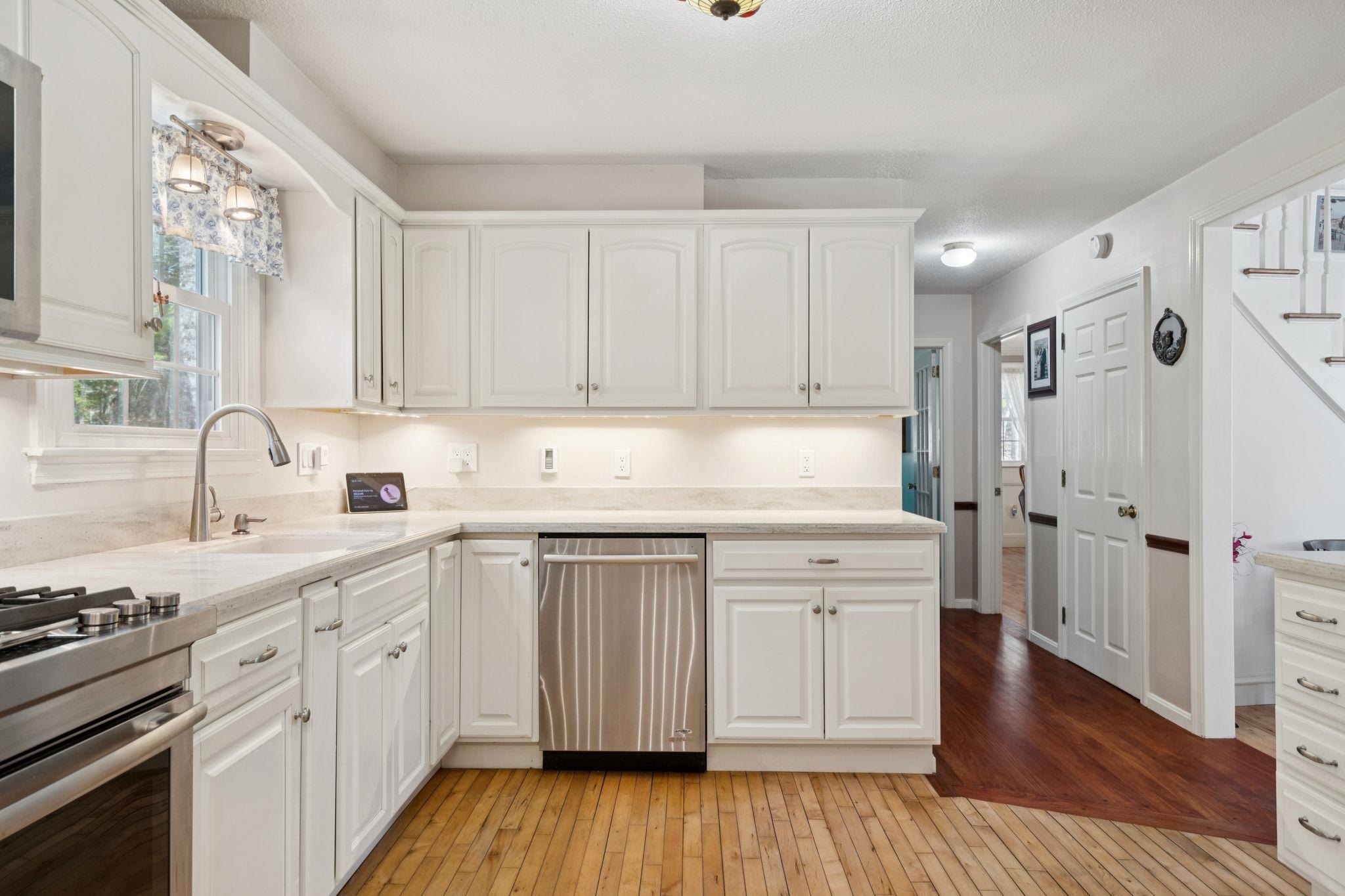 66 Sparrowhawk Road New London, NH 03257 - Photo 8 of 32
