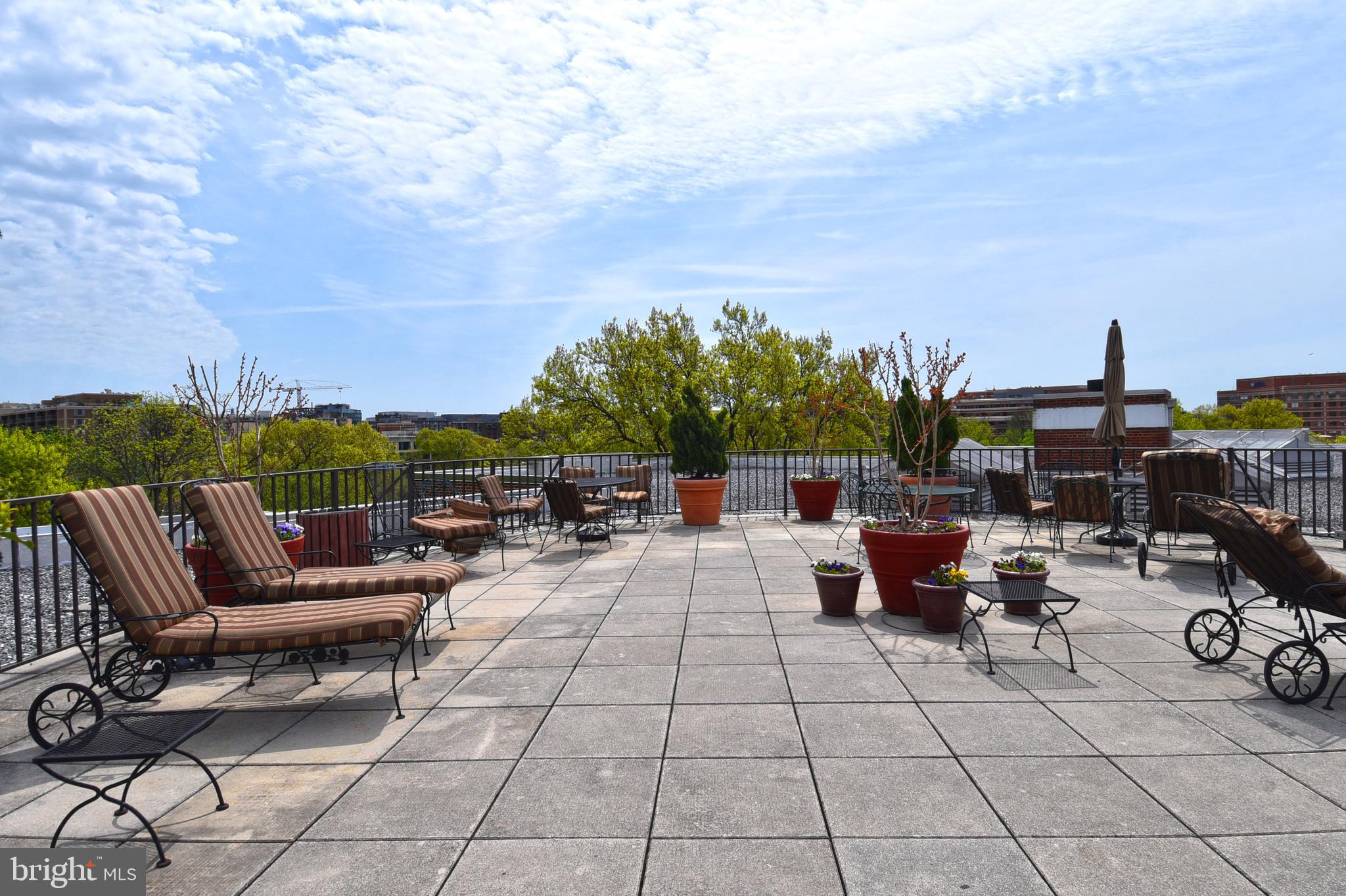 2500 Q Street Northwest, Unit 649 Washington, DC 20007 - Photo 28 of 38