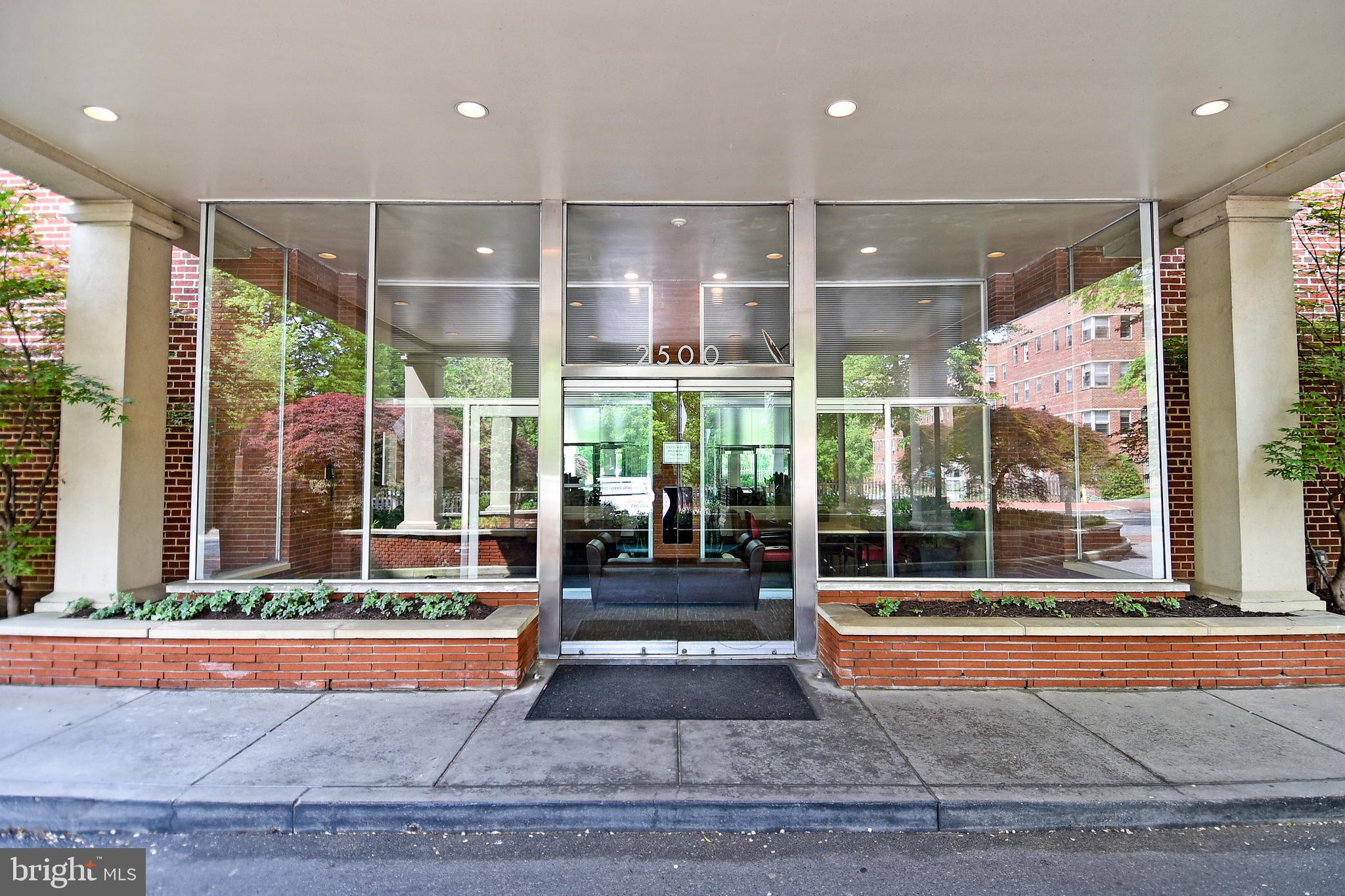 2500 Q Street Northwest, Unit 649 Washington, DC 20007 - Photo 29 of 38
