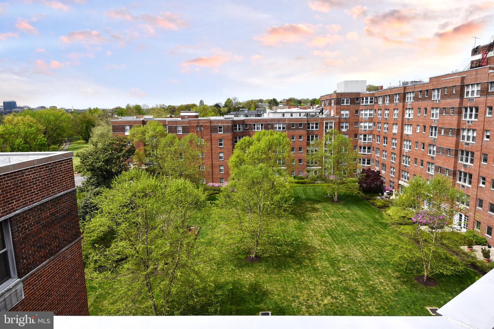 2500 Q Street Northwest, Unit 649 Washington, DC 20007 - Photo 35 of 38