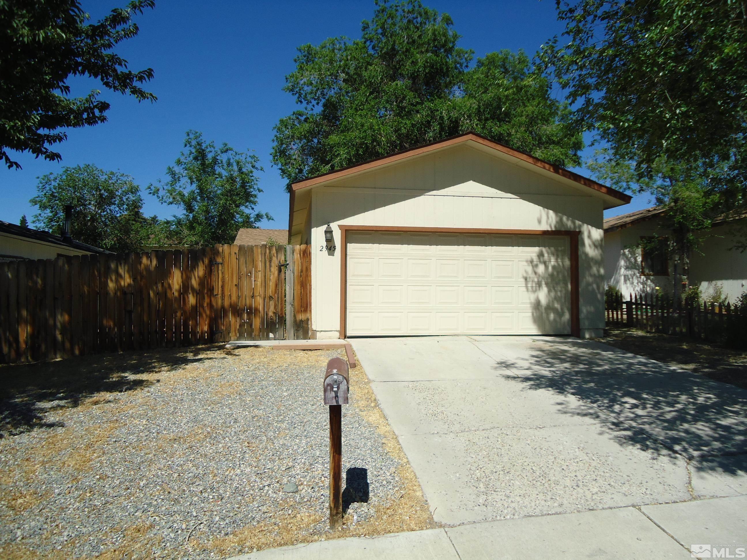 2945 Harding Circle Reno, NV 89503 - Photo 1 of 11 Photo 1