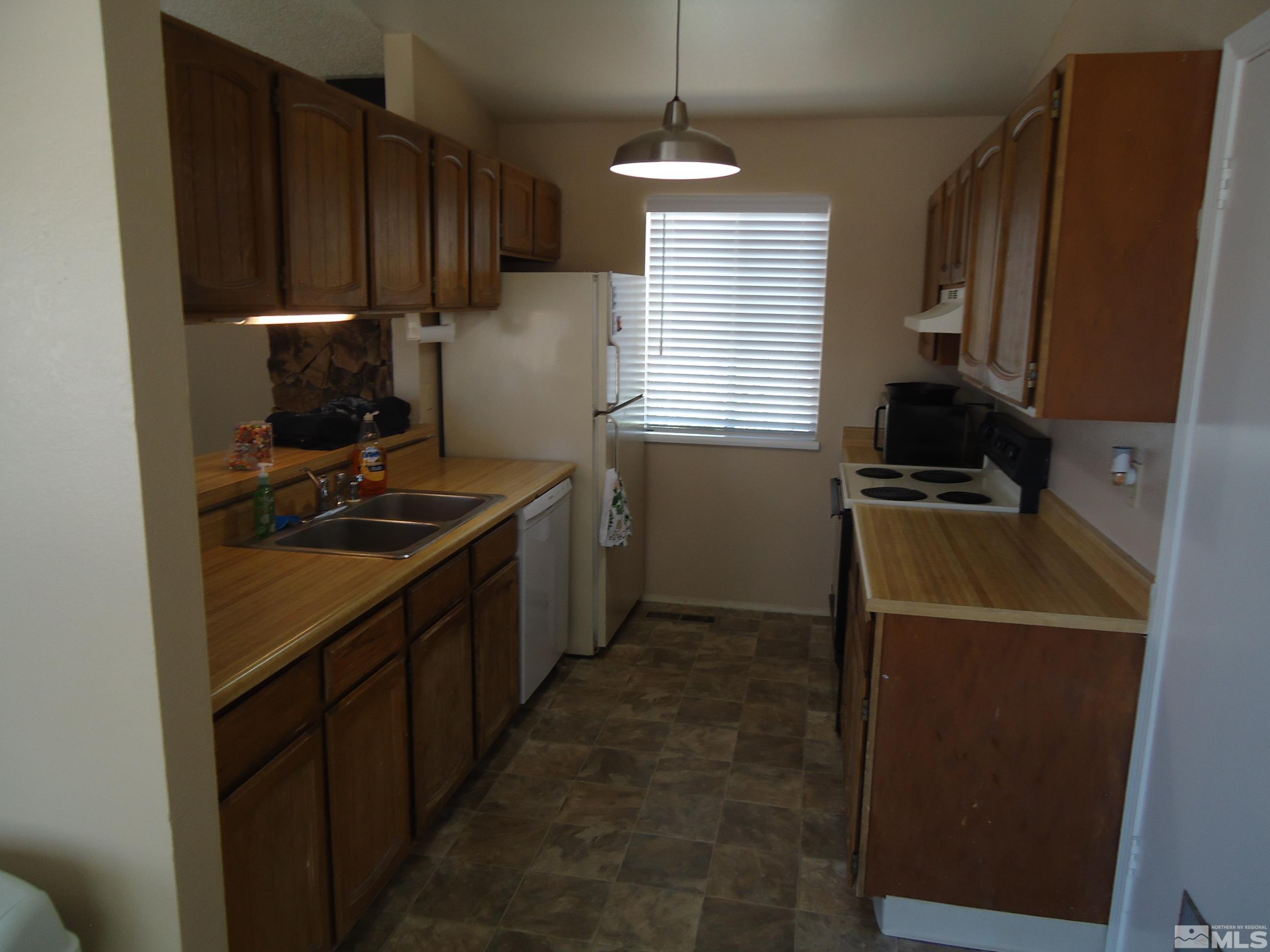 2945 Harding Circle Reno, NV 89503 - Photo 6 of 11 Photo 6