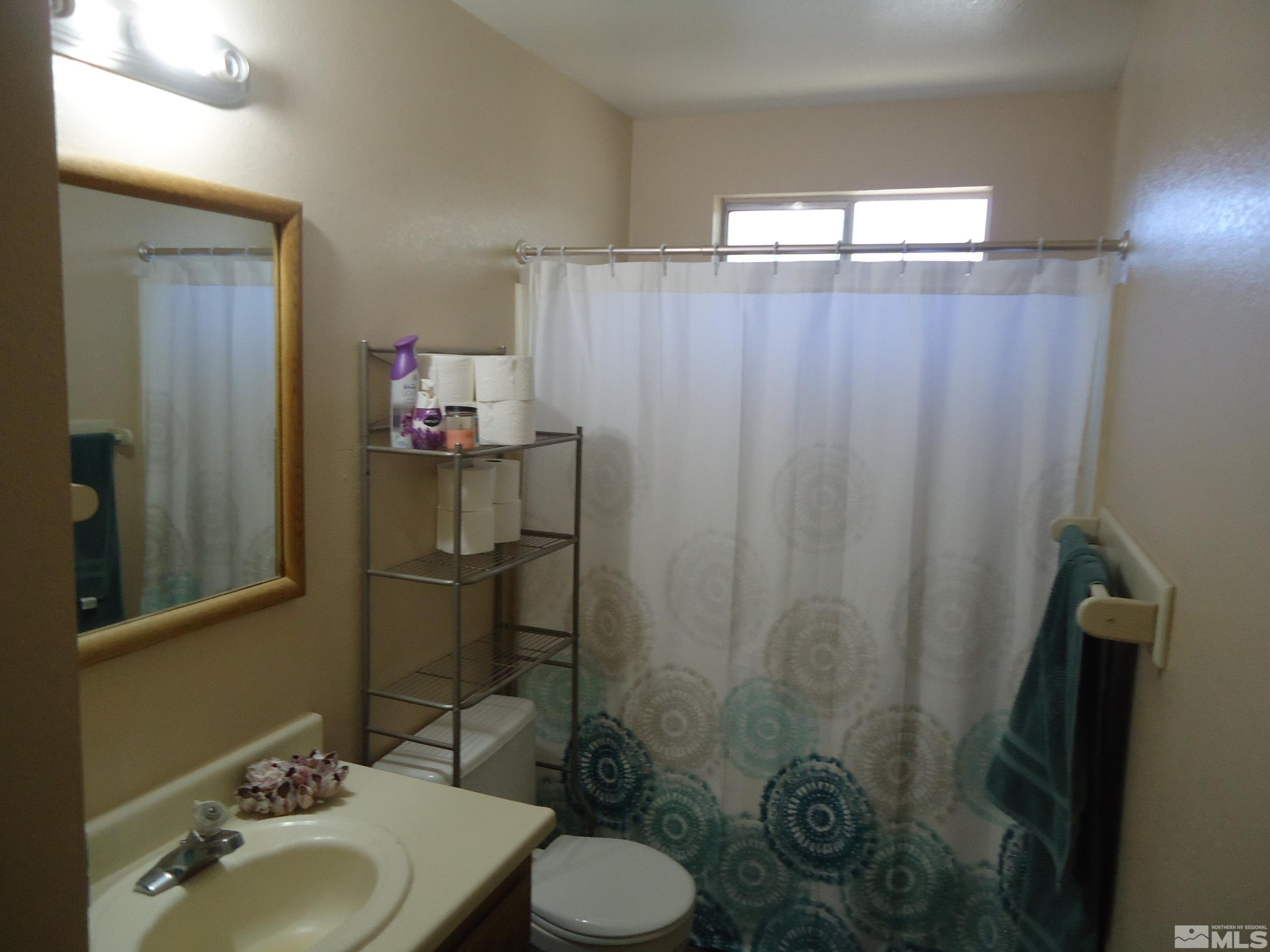 2945 Harding Circle Reno, NV 89503 - Photo 7 of 11 Photo 7
