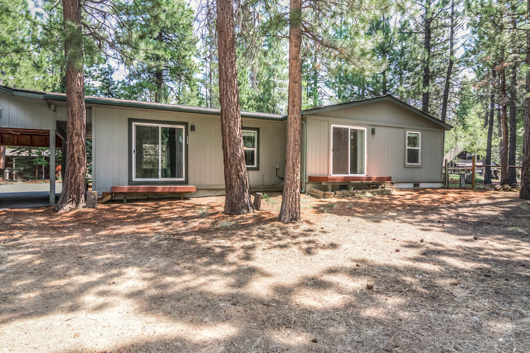 16879 Covina Road Bend, OR 97707 - Photo 36 of 46 34