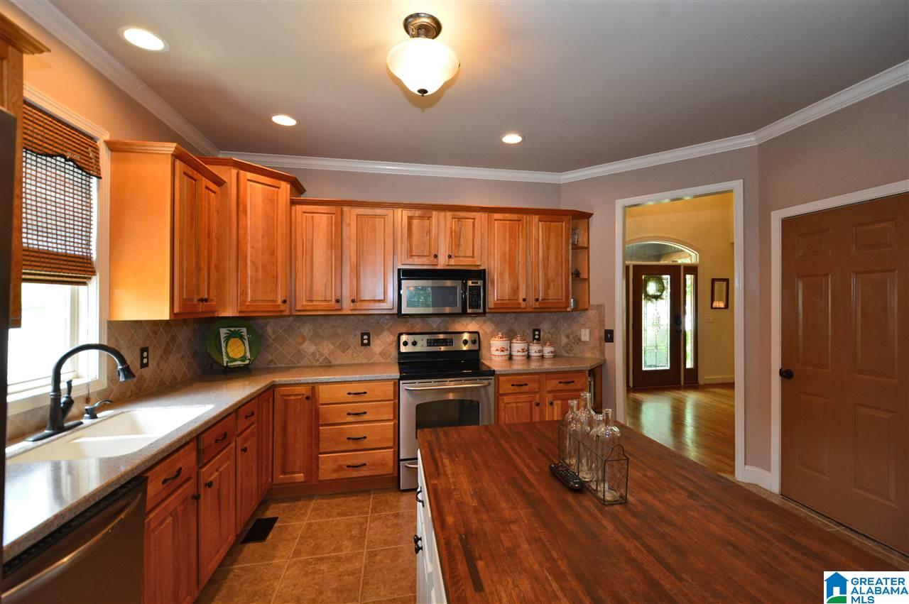 140 Lauchlin Lane Pelham, AL 35124 - Photo 20 of 48
