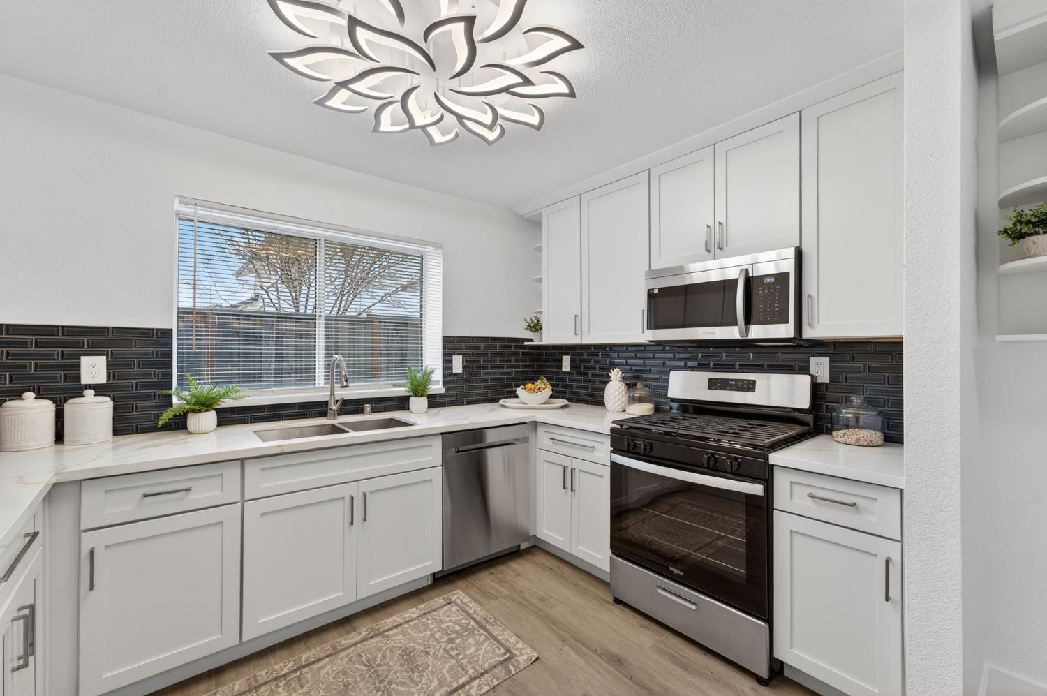 1822 4th Street Lincoln, CA 95648 - Photo 8 of 29