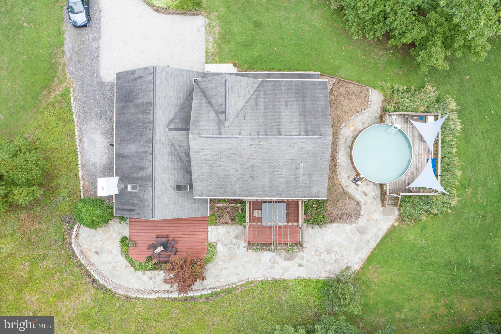 1042 Siddonsburg Road Lewisberry, PA 17339 - Photo 5 of 39 Gallery Image 5