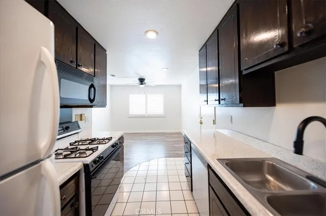 $555,000 | 556 D Street, Upland, CA 91786