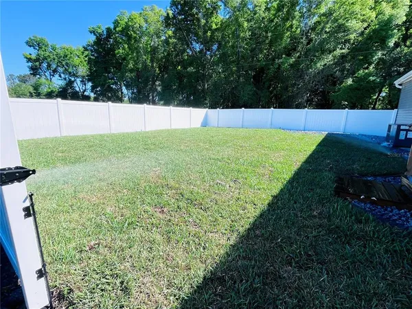 $2,800 | 48 County Road 48, Yalaha, FL 34797