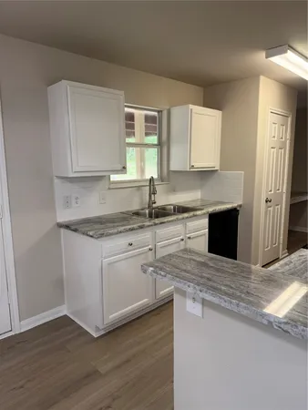 $225,000 | 174 East Sunset Drive, Onalaska, TX 77360