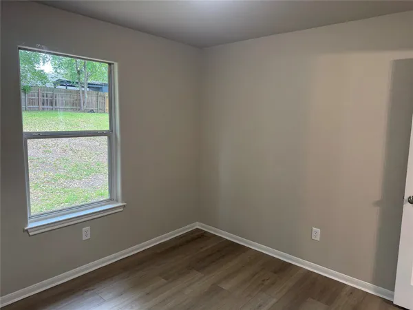 $225,000 | 174 East Sunset Drive, Onalaska, TX 77360