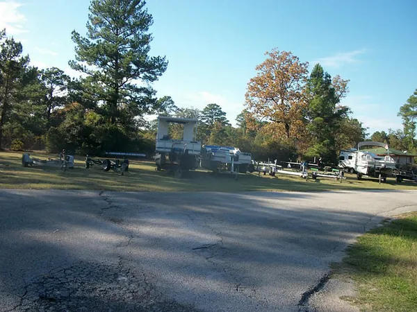 $225,000 | 174 East Sunset Drive, Onalaska, TX 77360