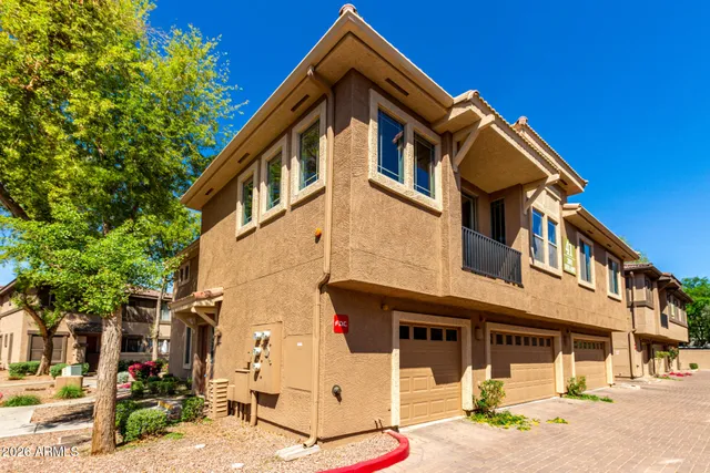 $314,999 | 1225 North 36th Street, Unit 2081, Phoenix, AZ 85008