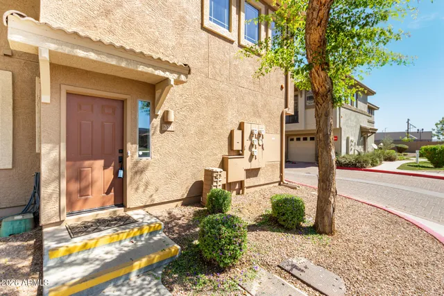 $314,999 | 1225 North 36th Street, Unit 2081, Phoenix, AZ 85008