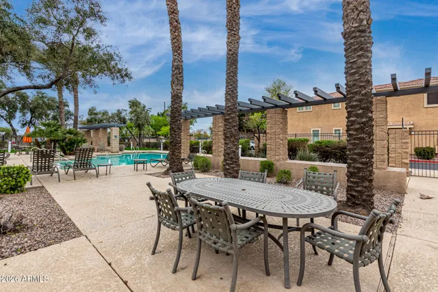 $314,999 | 1225 North 36th Street, Unit 2081, Phoenix, AZ 85008