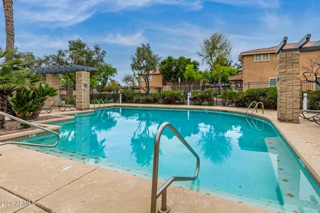 $314,999 | 1225 North 36th Street, Unit 2081, Phoenix, AZ 85008