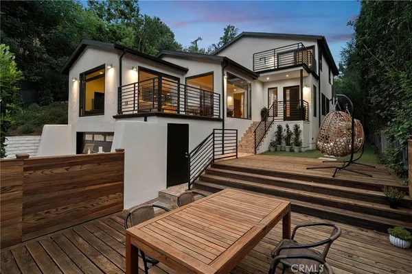 $2,749,000 | 13082 Blairwood Drive, Studio City, CA 91604