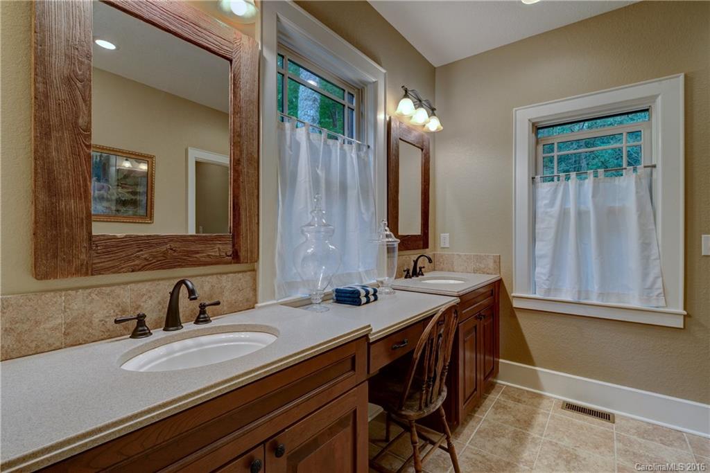 114 Highridge Road Highlands, NC 28741 - Photo 21 of 24 Gallery Image 21