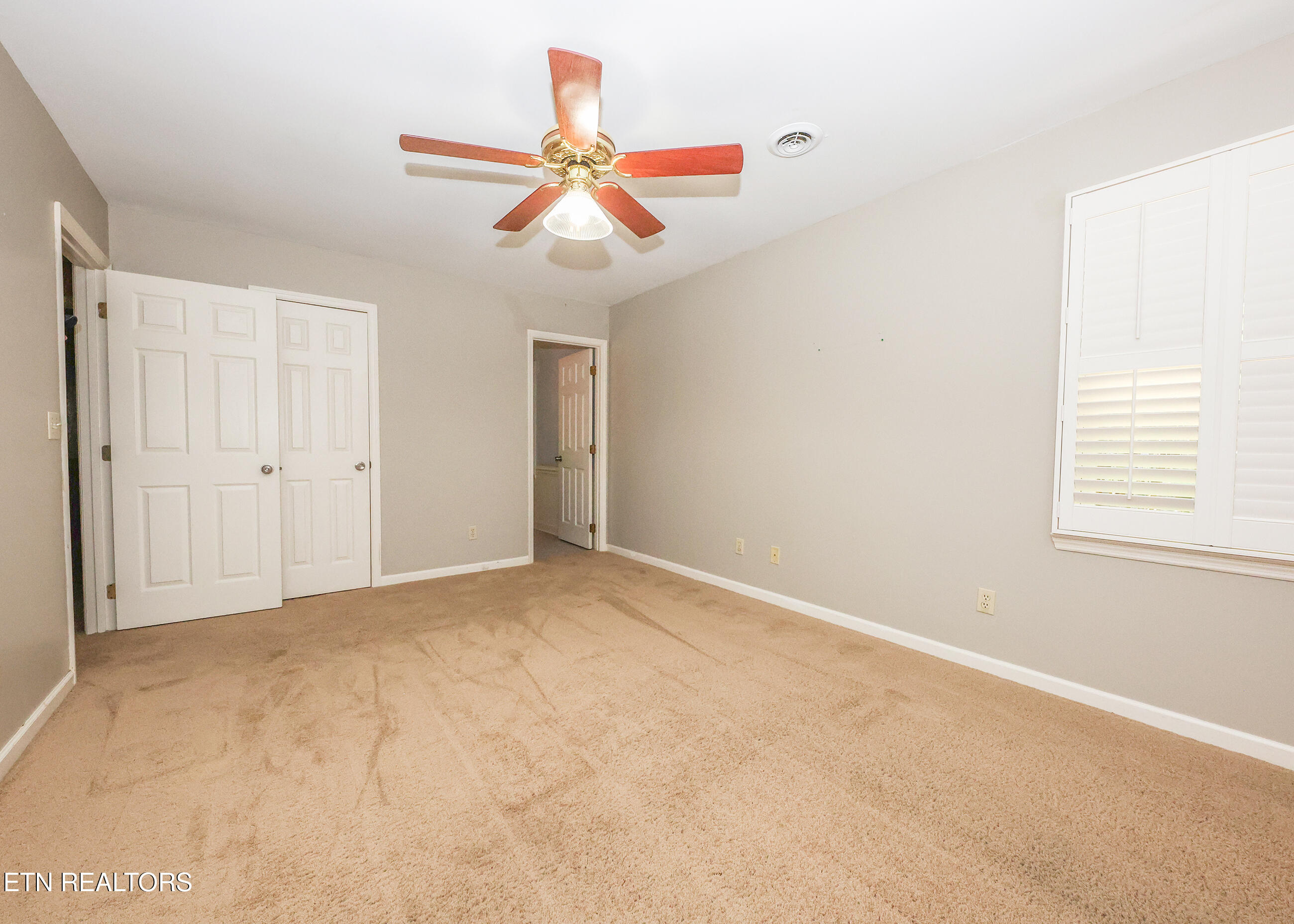 136 Baypath Drive Oak Ridge, TN 37830 - Photo 36 of 57 136 BR/office 2