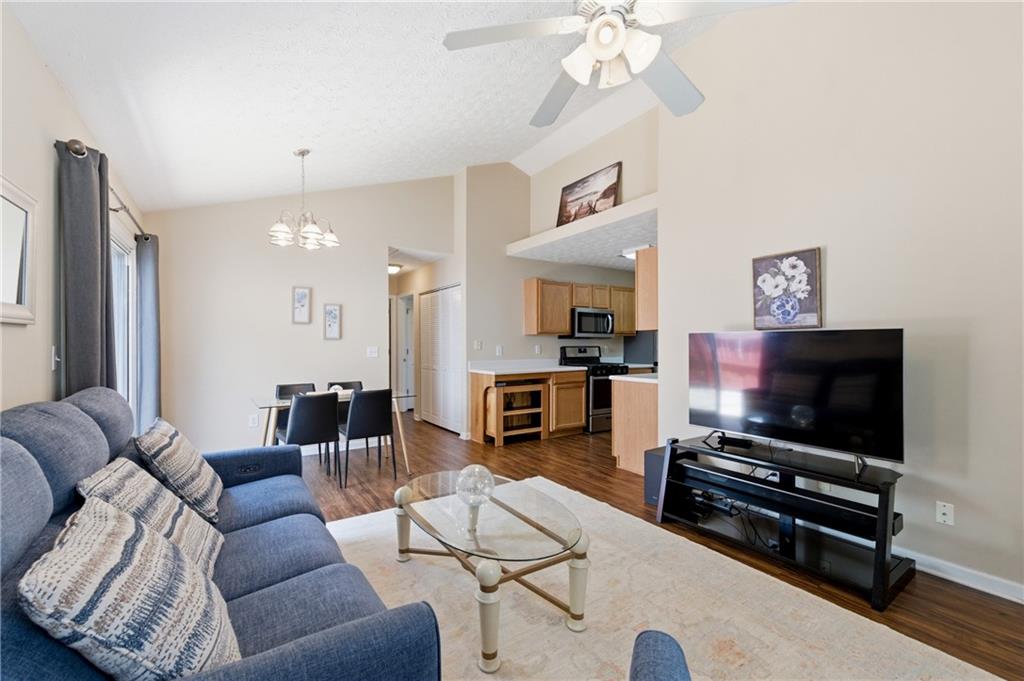 271 Oak Grove Way Acworth, GA 30102 - Photo 4 of 13