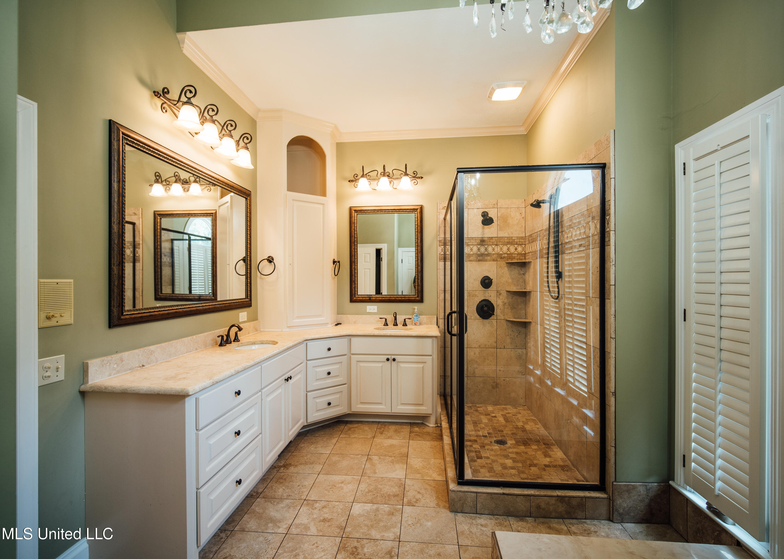 336 Long Cove Drive Madison, MS 39110 - Photo 12 of 36 10