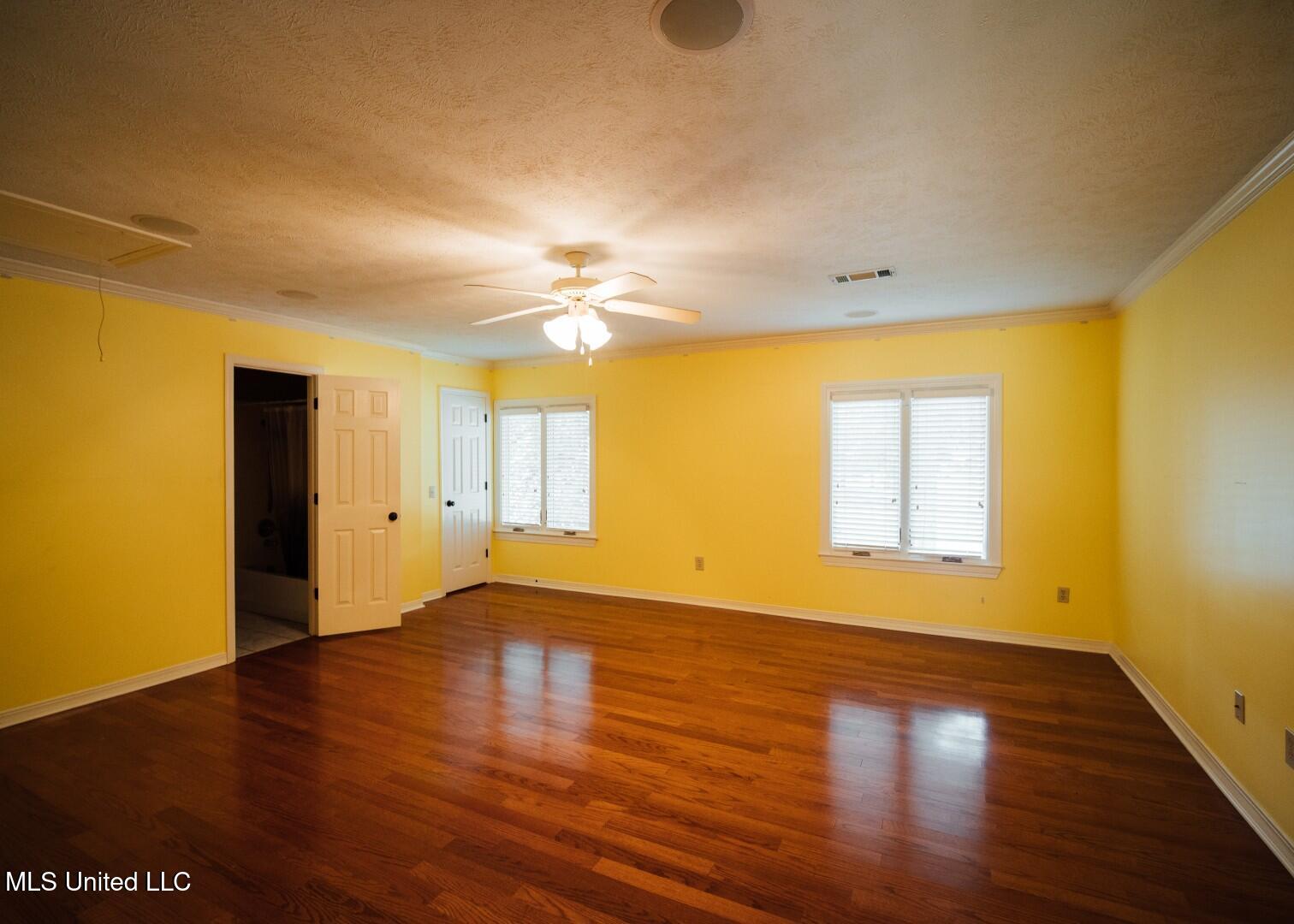 336 Long Cove Drive Madison, MS 39110 - Photo 16 of 36 12 (Large)