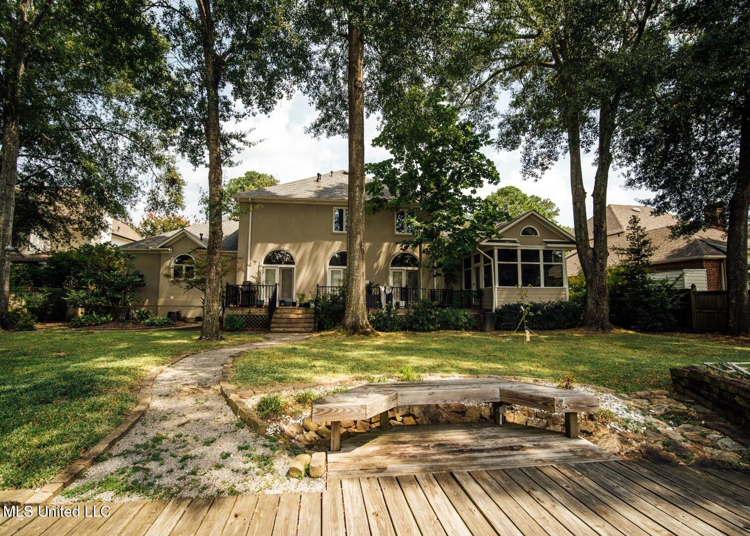 336 Long Cove Drive Madison, MS 39110 - Photo 23 of 36 18 (Large)