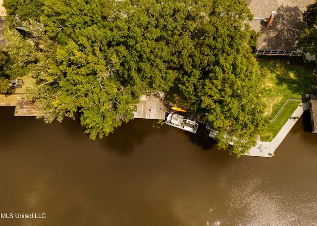 $599,900 | 336 Long Cove Drive, Madison, MS 39110