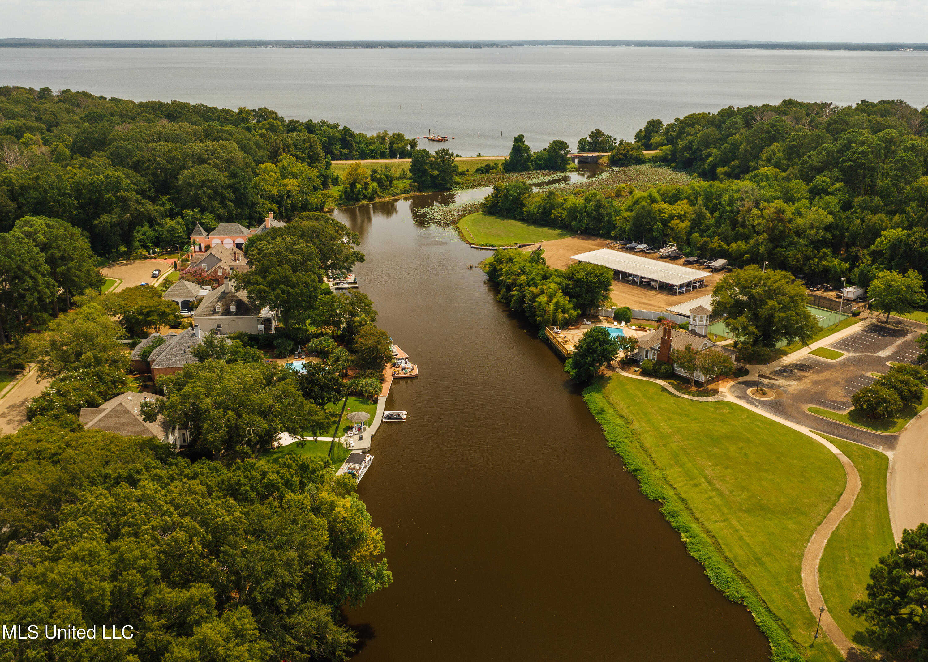 336 Long Cove Drive Madison, MS 39110 - Photo 30 of 36 336 Long cove dr. pics-8