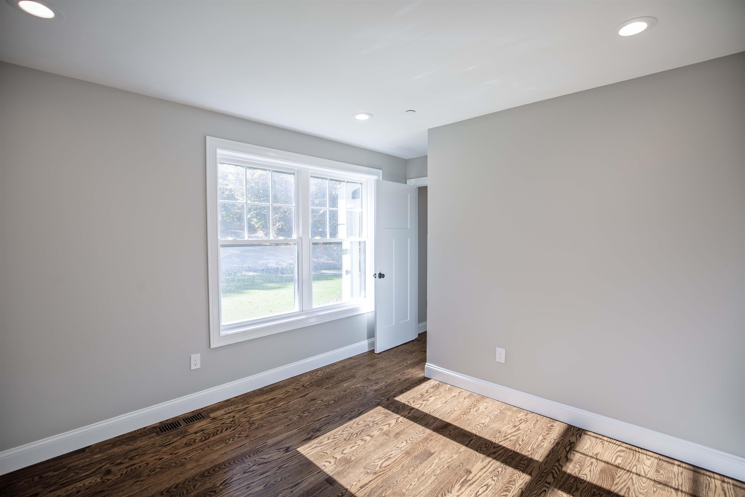 73 Pulpit Rock Road Chester, NH 03036 - Photo 20 of 36