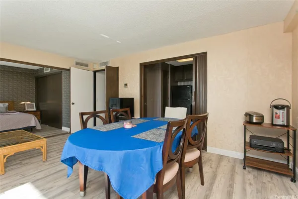 $4,420 | 2440 Kūhiō Avenue, Unit 2102, Honolulu, HI 96815