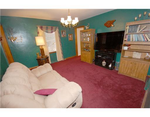 154 Potato Run Road Washington, PA 15301 - Photo 9 of 17 Den/Family/Great Room.