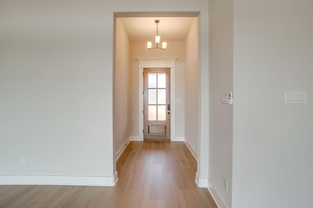 431 Olson Road Waxahachie, TX 75167 - Photo 6 of 37