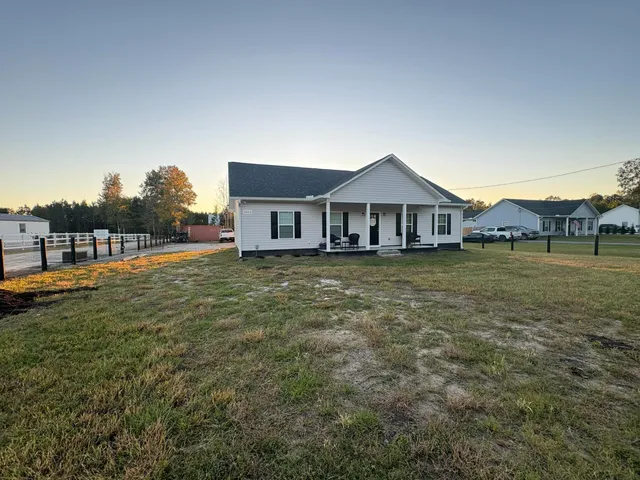 $375,000 | 2823 Old Gilliard Road, Ridgeville, SC 29472