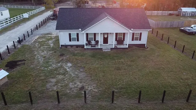 $375,000 | 2823 Old Gilliard Road, Ridgeville, SC 29472