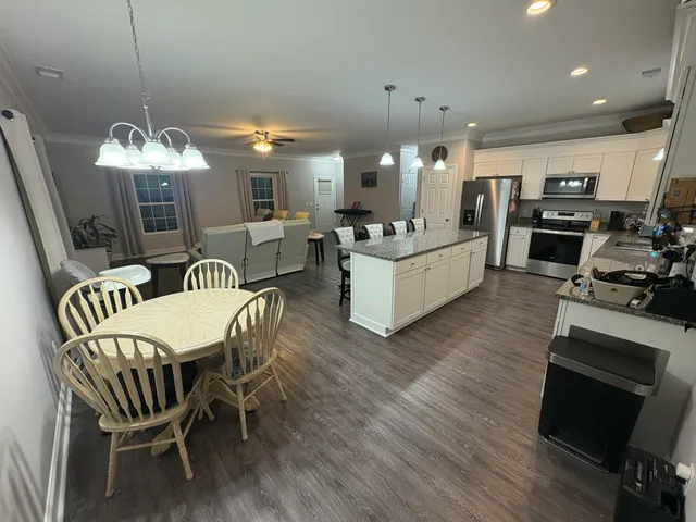 $375,000 | 2823 Old Gilliard Road, Ridgeville, SC 29472