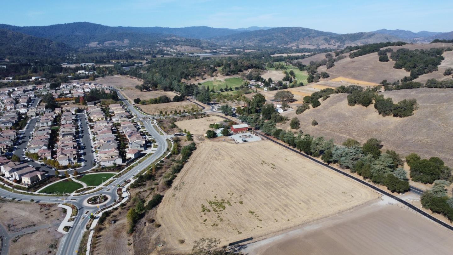 2480 Hecker Pass Road Gilroy, CA 95020 - Photo 7 of 7