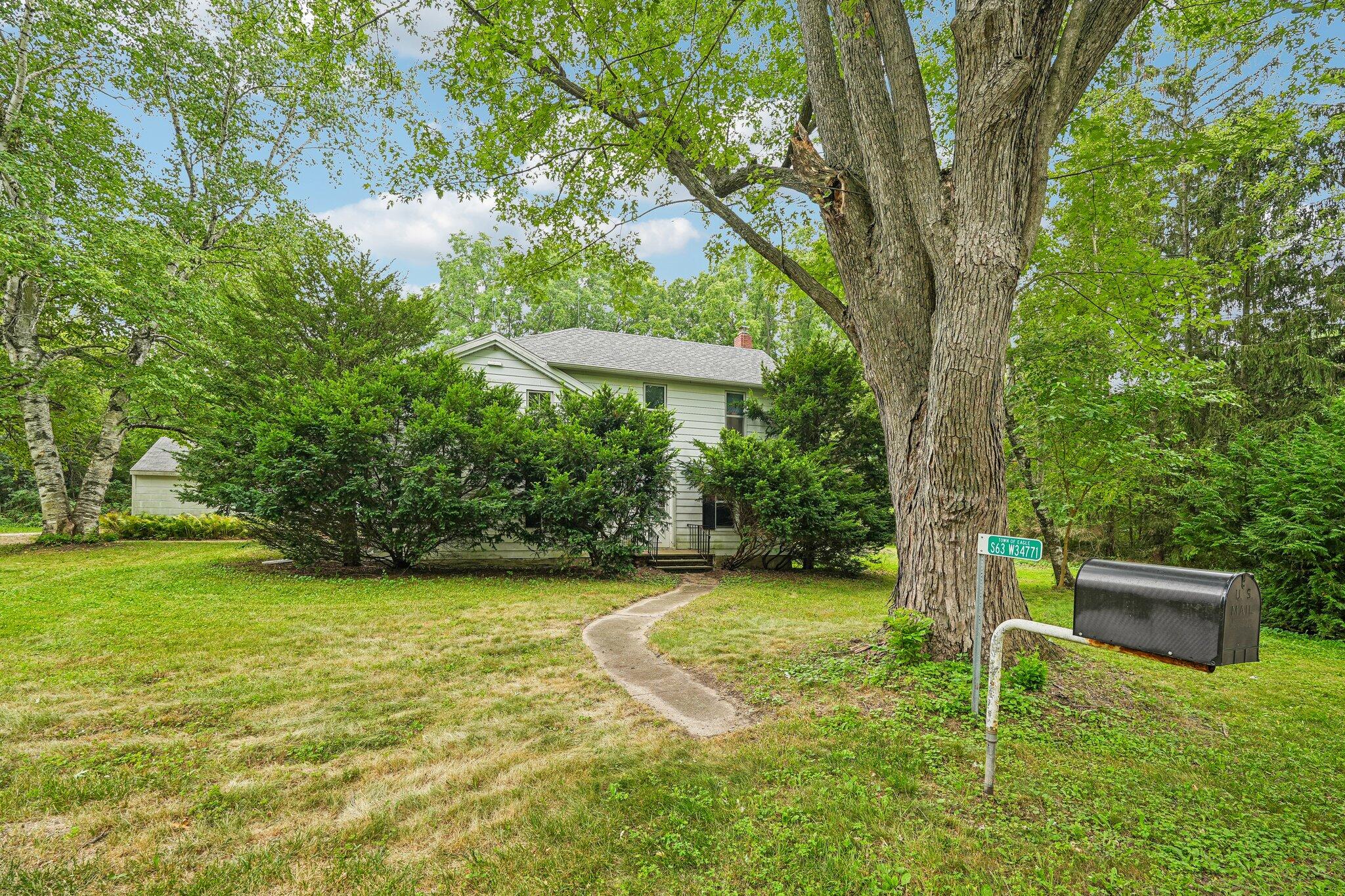 S63W34771 Piper Road Eagle, WI 53119 - Photo 7 of 66 2-web-or-mls-S63W34771 Piper Rd-S2107-00