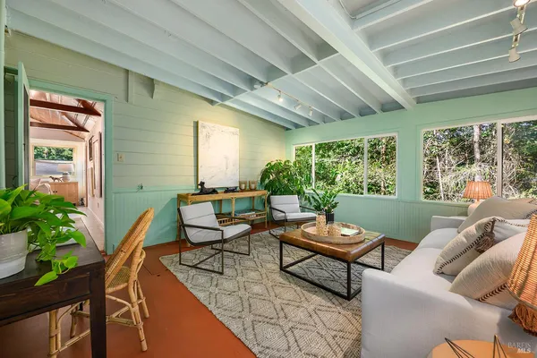 $495,000 | 19020 Sunny Drive, Guerneville, CA 95446