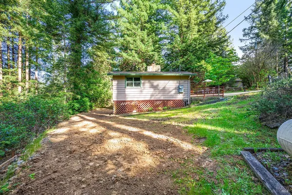 $495,000 | 19020 Sunny Drive, Guerneville, CA 95446
