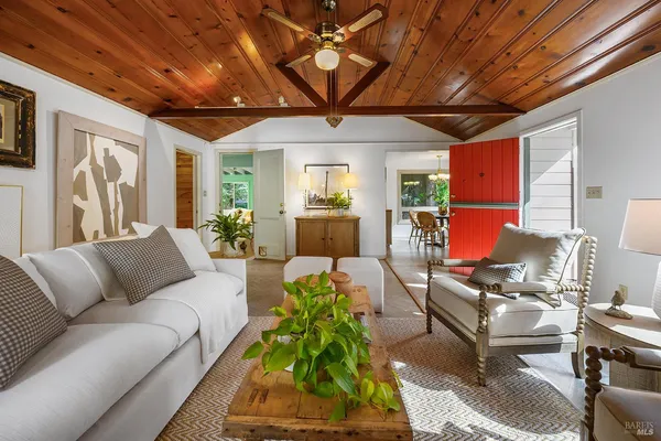 $495,000 | 19020 Sunny Drive, Guerneville, CA 95446