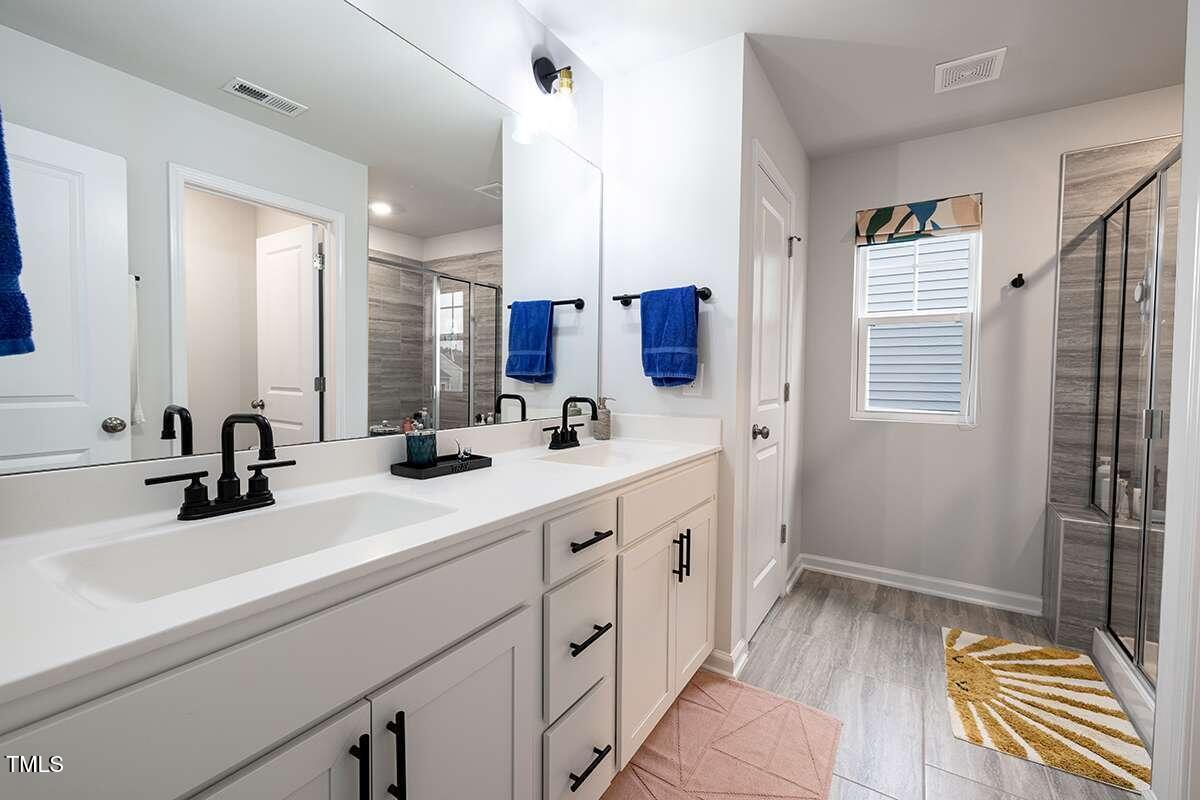 113 Velten Ridge Drive Durham, NC 27713 - Photo 18 of 39 Quadros.18