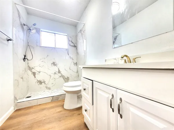 $1,700 | 11622 Old Telegraph Road, Houston, TX 77067