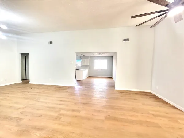 $1,700 | 11622 Old Telegraph Road, Houston, TX 77067