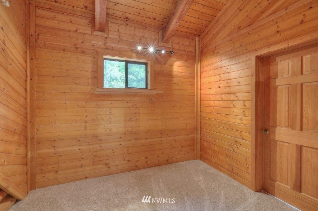 24107 Brooks Road East Orting, WA 98360 - Photo 20 of 40 a view of a bathroom