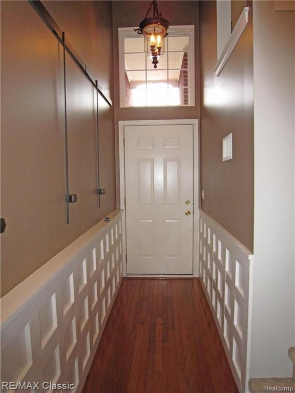 601 Cherry Orchard Road, Unit 142 Canton, MI 48188 - Photo 2 of 27