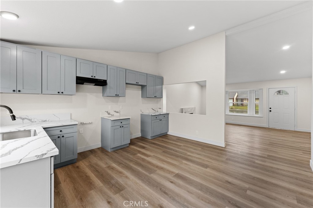 1365 West Etiwanda Avenue Rialto, CA 92376 - Photo 10 of 32
