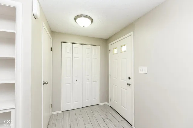 $185,000 | 6126 96th Place, Indianapolis, IN 46250