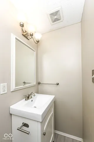 $185,000 | 6126 96th Place, Indianapolis, IN 46250